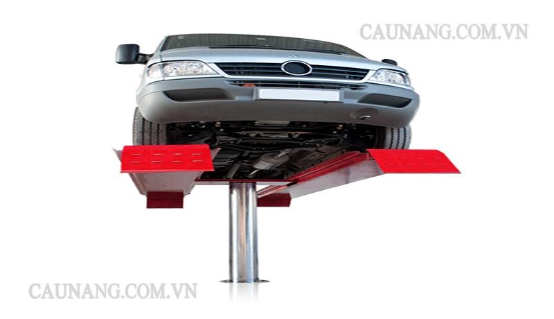 Giàn nâng rửa xe ô tô 1 trụ có kích thước phù hợp với loại xe từ 4 - 16 chỗ